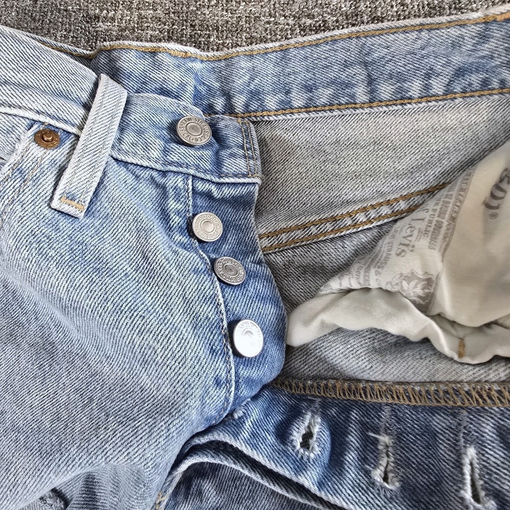 Levis 501 Original Cutoff Denim Shorts Light Wash Button Fly Womens 26 High Rise - Picture 4 of 11